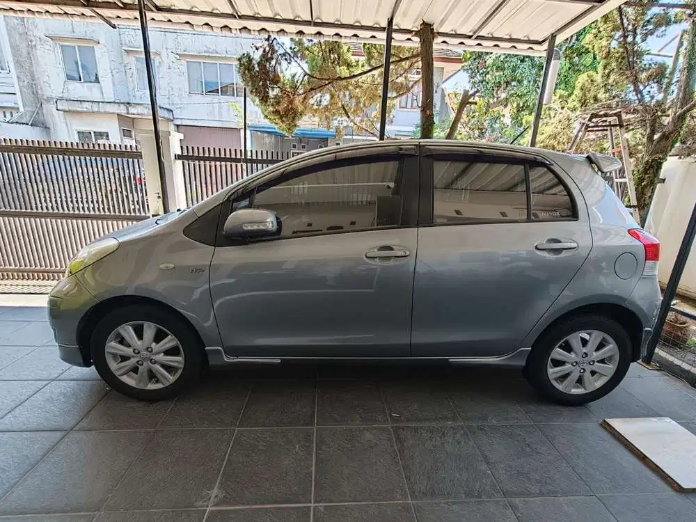 Toyota Yaris 2011 Bensin