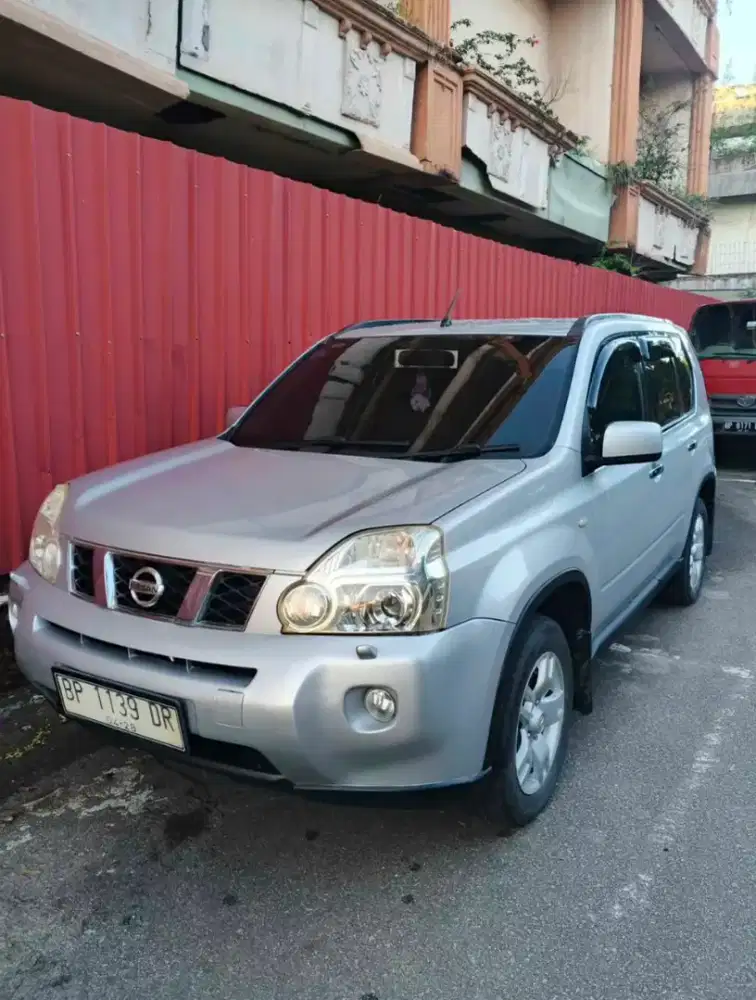 NISSAN X-TRAIL 2011 METIC 2.0 (BISA TT)