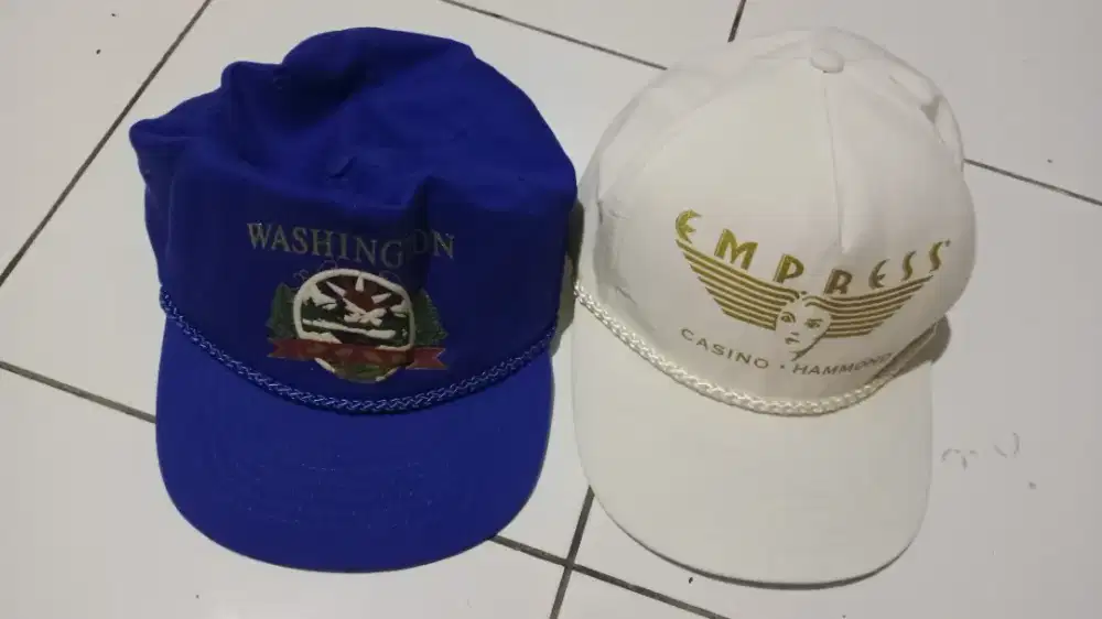 Topi vintage truker