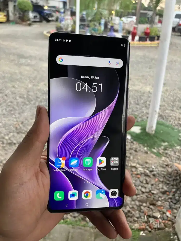 Vivo v40 5g 12/256gb