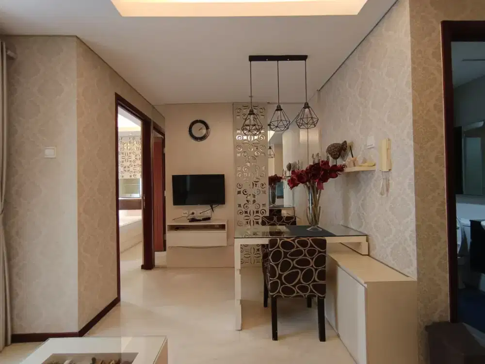 Disewakan Unit Apartemen Royal Mediterania Garden, (1BR), View Soho