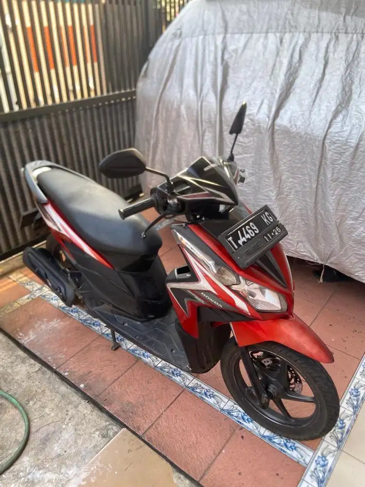 Vario Tecno 2011 Pajak Hidup - Mesin aman