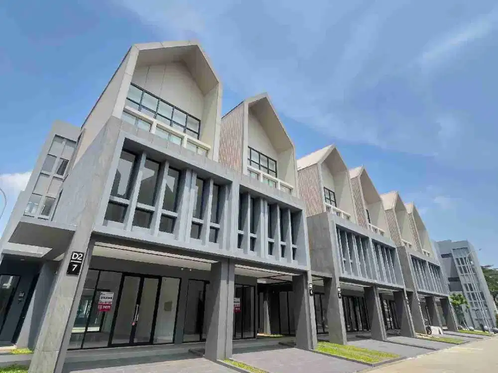 DIJUAL RUKO SEKALIGUS BISA TINGGAL 3 LANTAI DEPAN SEKOLAH IPEKA DAN MALL. TANPA DP DAN FREE PPN