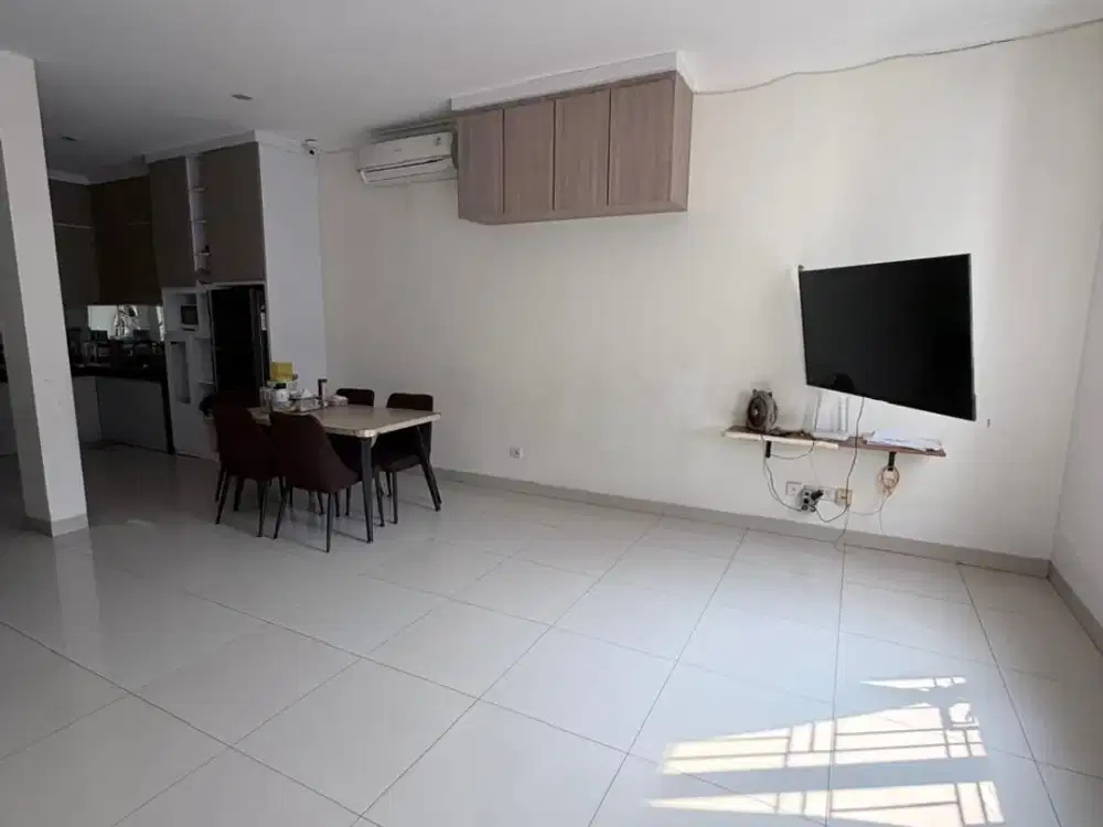 Dijual Cepat Rumah Siap Huni Lebar 8 Cluster Thames, Cakung, Jakarta Timur, 028