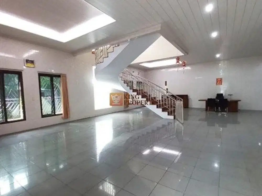DIJUAL CEPAT HANYA HARGA TANAH, BONUS BANGUNAN KOKOH! HOOK Rumah Mewah 2 Lantai di Green Garden Residence,Bisa Kpr