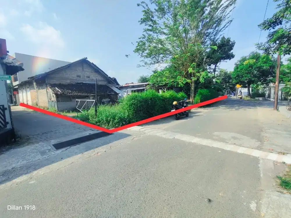 Tanah bagus di dekat embung giwangan kota yogyakarta