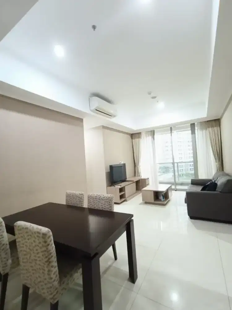 Di Jual Condo  3 + 1 BR Furnished Murah Mewah Taman Anggrek Residence