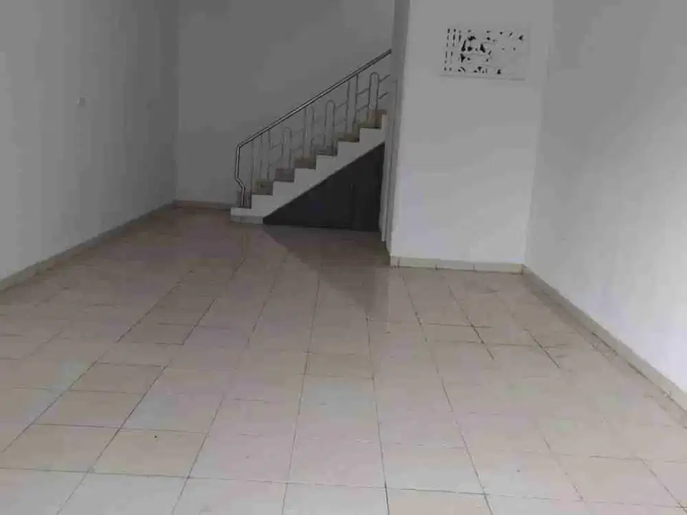 Ruko 2 Lantai Lokasi Strategis di Cipete Kemang
