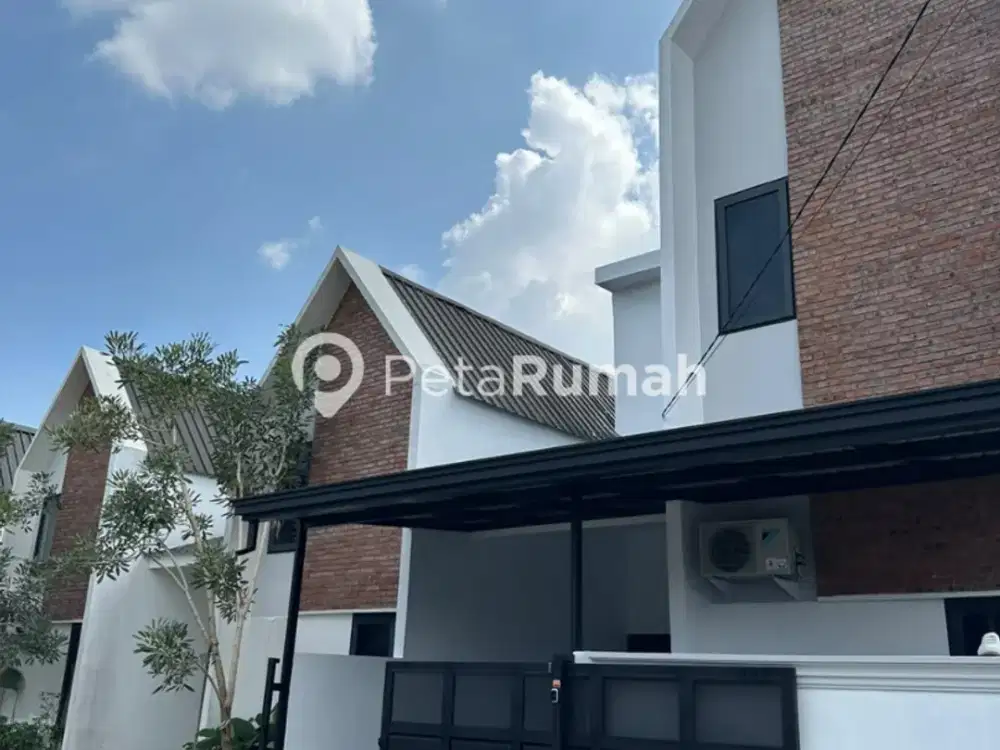DIJUAL VILLA KOMPLEK VILLA DE SANI JALAN ABDUL SANI MUTHALIB - MEDAN MARELAN (surya)