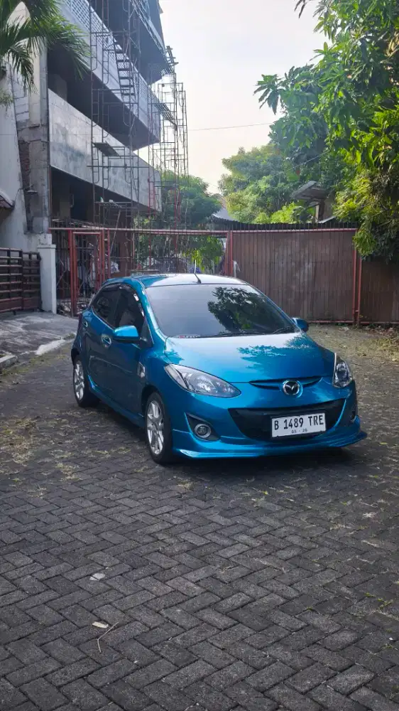 Mazda 2 sports 2012