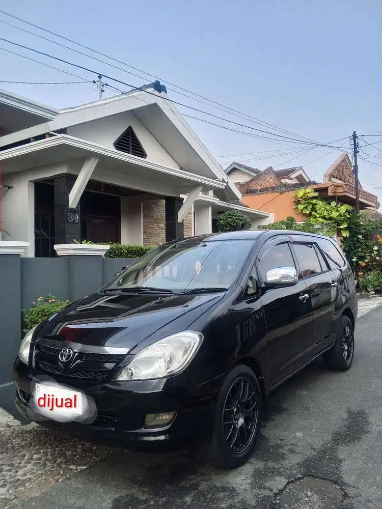 Toyota Kijang Innova 2007 Bensin