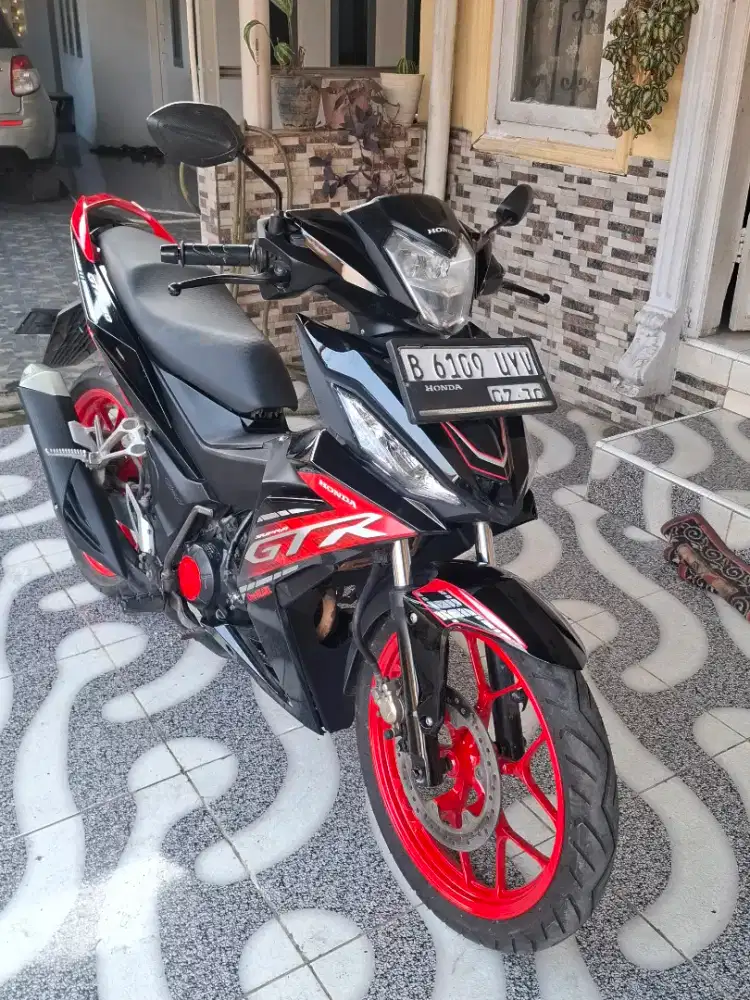 Honda Supra GTR 150cc
