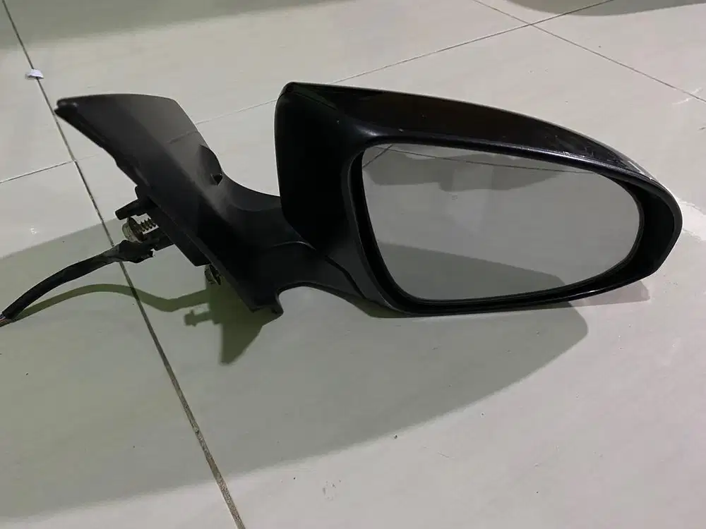 Spion toyota yaris 2020 retrect