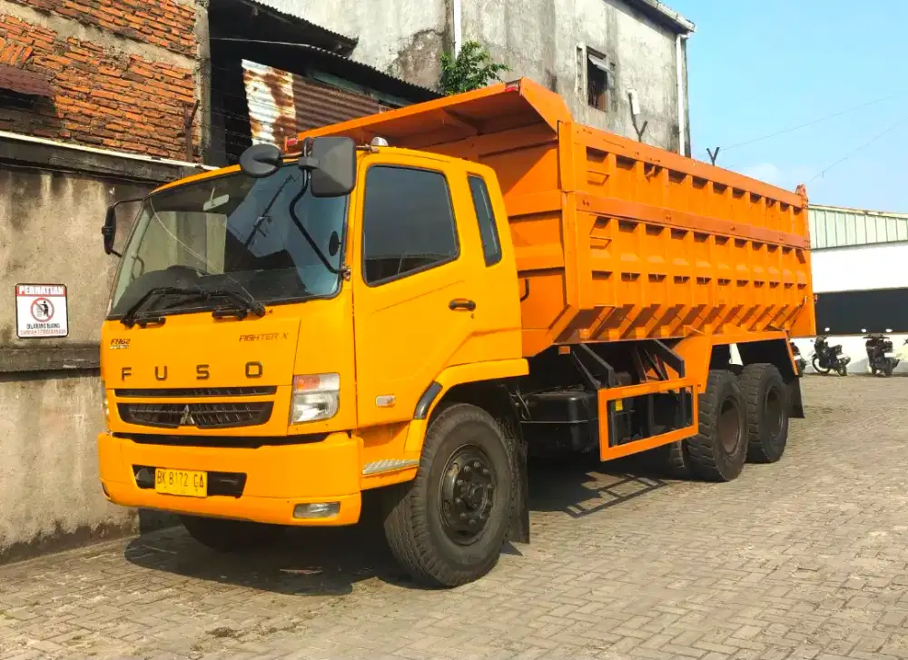 MURAH Mitsubishi Fuso Fighter Tronton 6x4 Dumptruck 2023 dump truk
