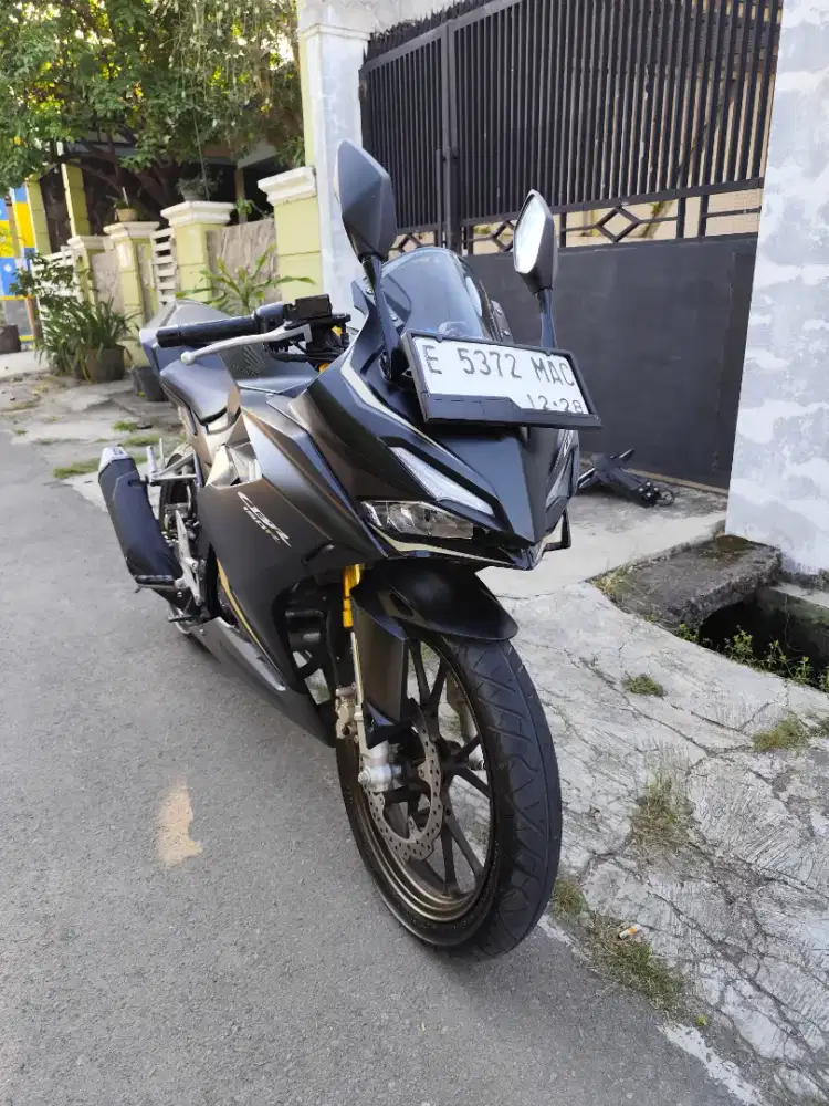 CBR 150R 2023 LOW ODO 3RB
