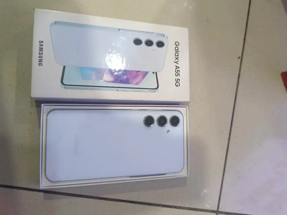 Samsung a55 5G
8/256 GB
fullset 
fungsi aman normal
no kendala