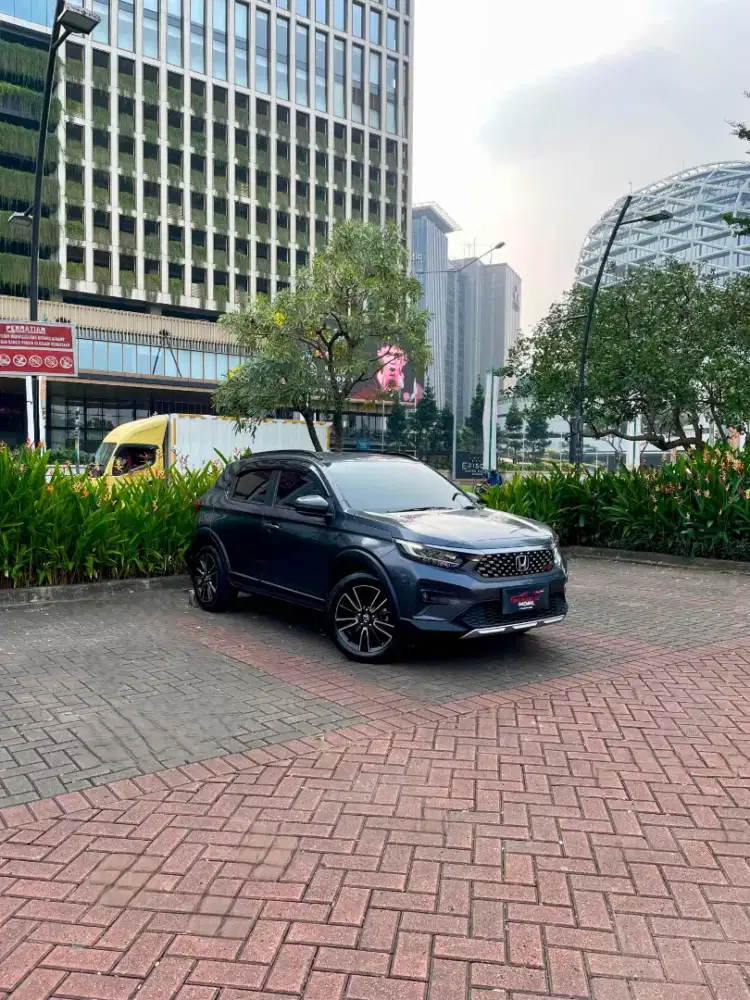 [KM 18RB!! GARANSI 1TH!! MOBIL SIAP PAKAI] HONDA WRV RS CVT 2023