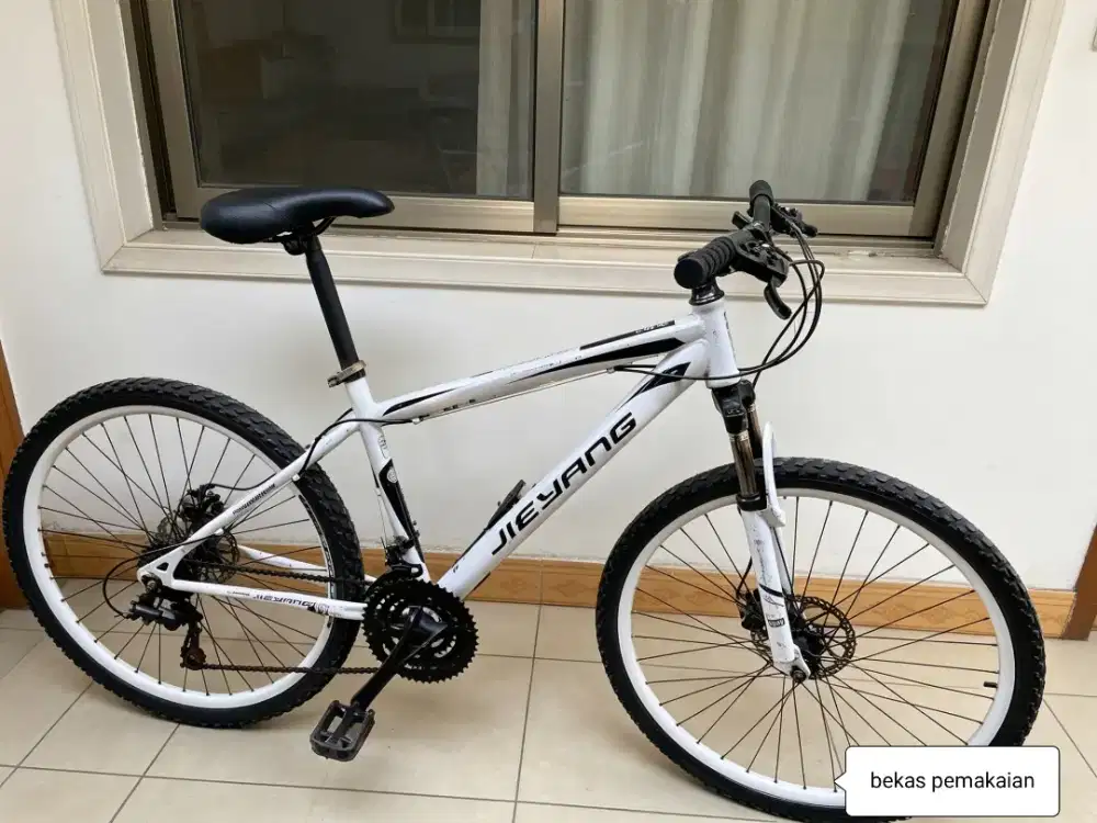 Sepeda gunung MTB bekas