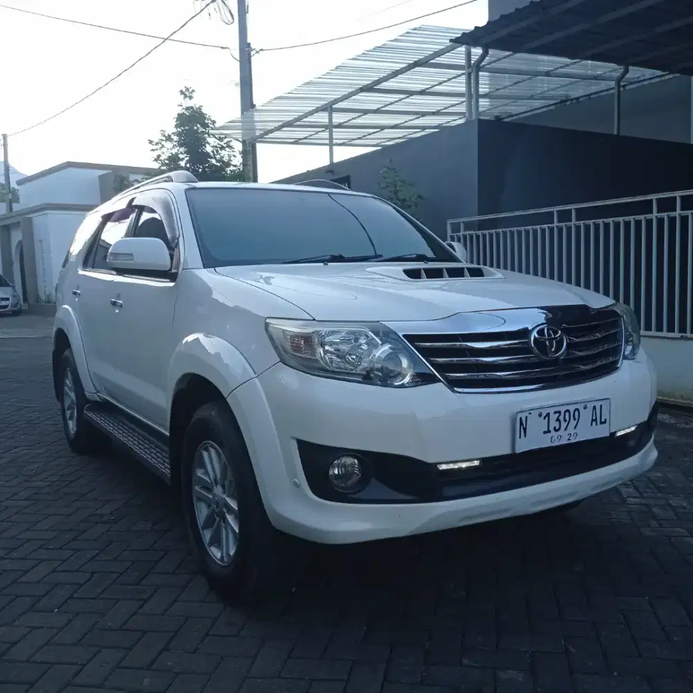 Fortuner VNT Istimewa