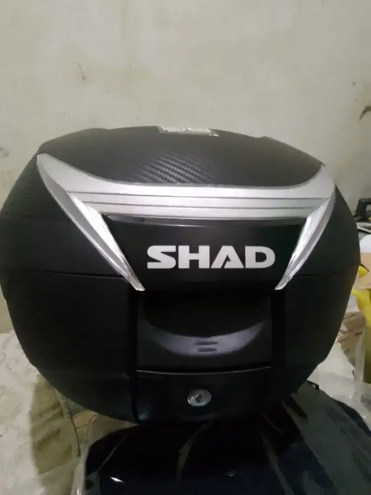BOX MOTOR MERK SHAD