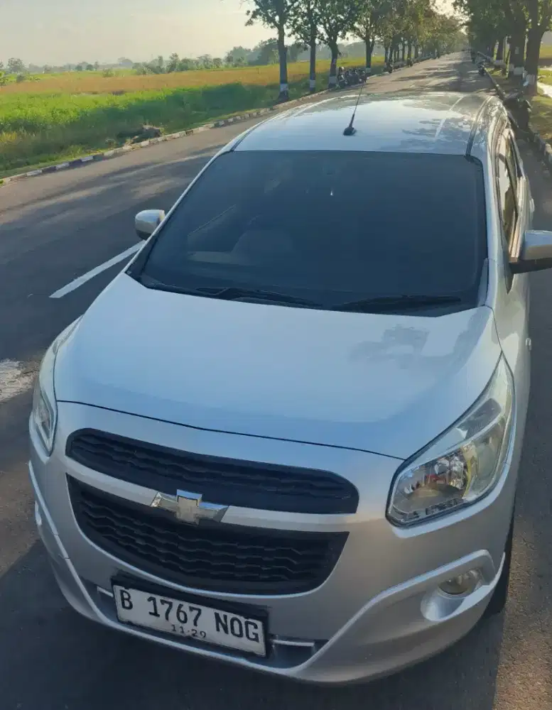 Chevrolet Spin LT 1.2 Bensin 2014 Manual