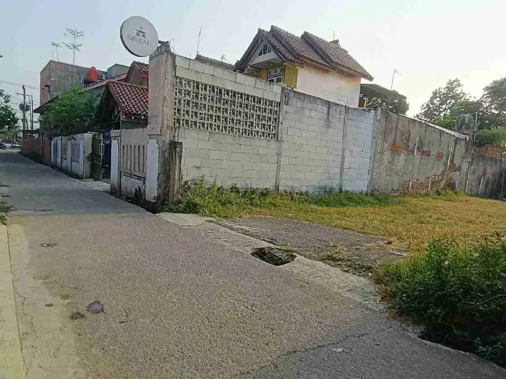 TANAH LUAS 850 M SAMPING PANTURA KLARI COCOK DIBANGUN KONTRAKAN HANYA 5 MENIT KE GERBANG TOLL KARAWANG TIMUR