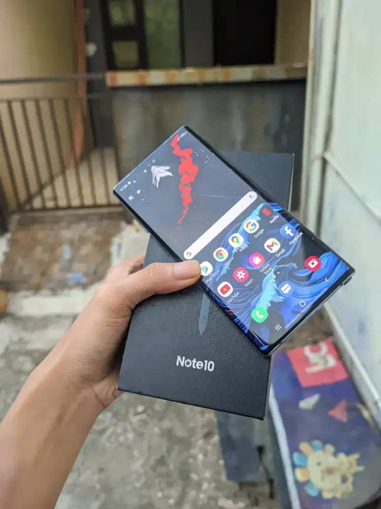 Samsung note 10 8/256GB garansi resmi sein jual cepat