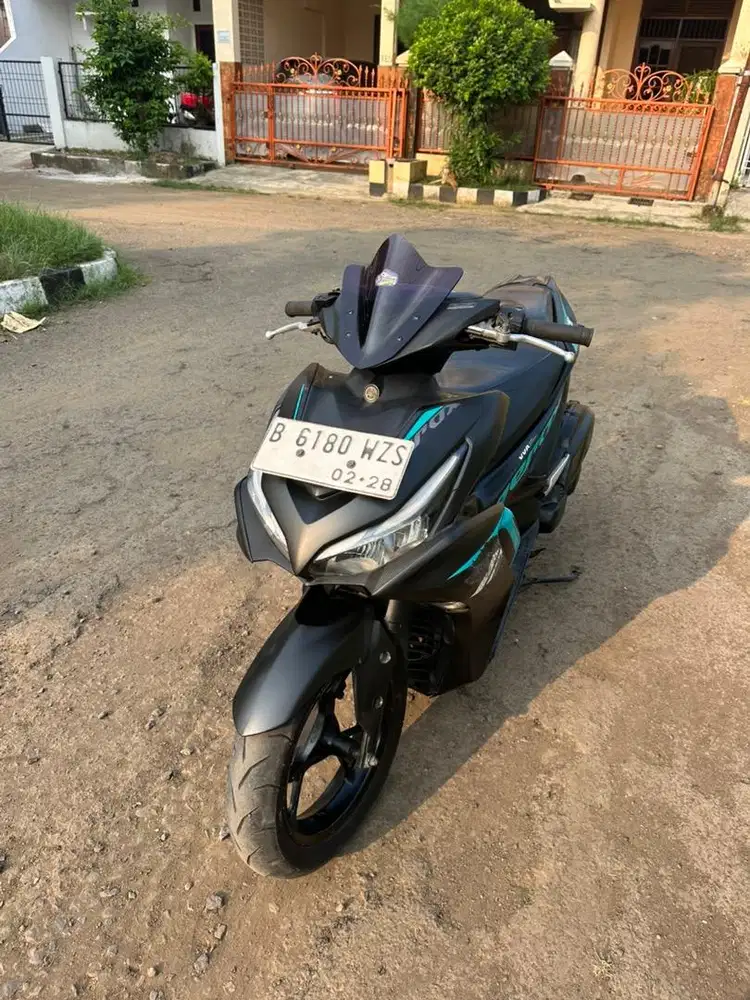 AEROX 2021 HITAM BIRU