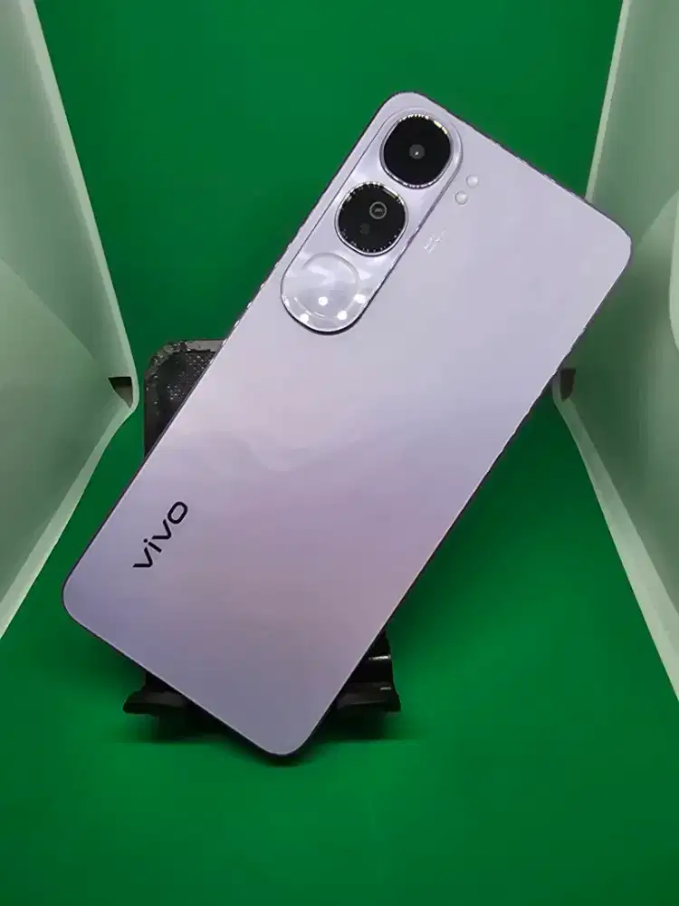 Vivo v40 lite 8/128