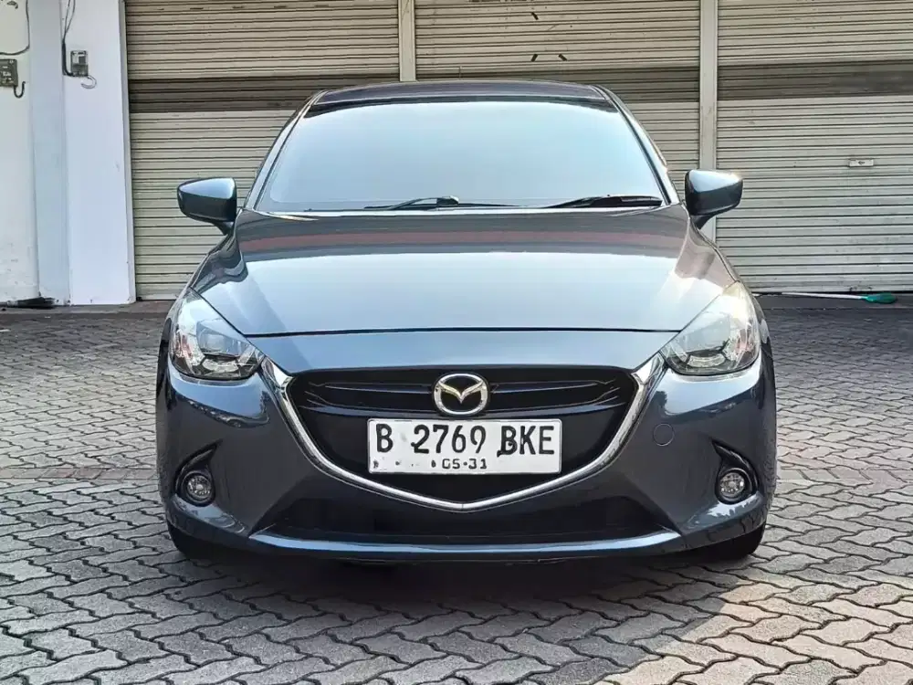 Mazda 2R 1.5 matic 2016