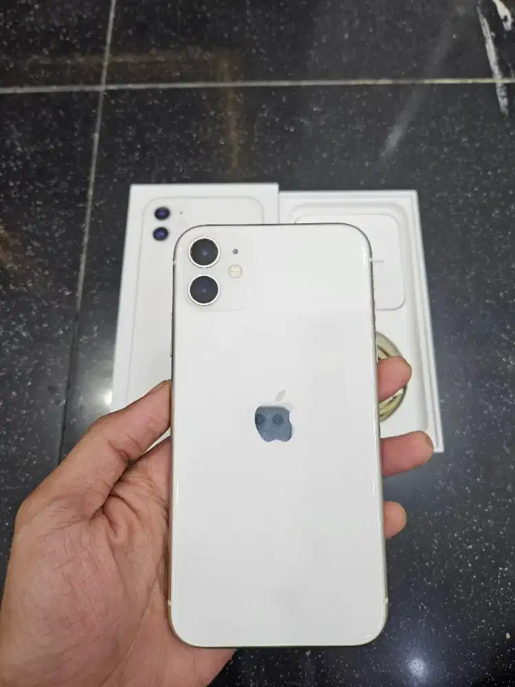 Iphone 11 64 GB Reami Ibox Fullset