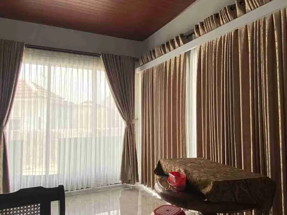 DIJUAL CEPAT CLUSTER KOTA WISATA CIBUBUR SEMI FURNISH