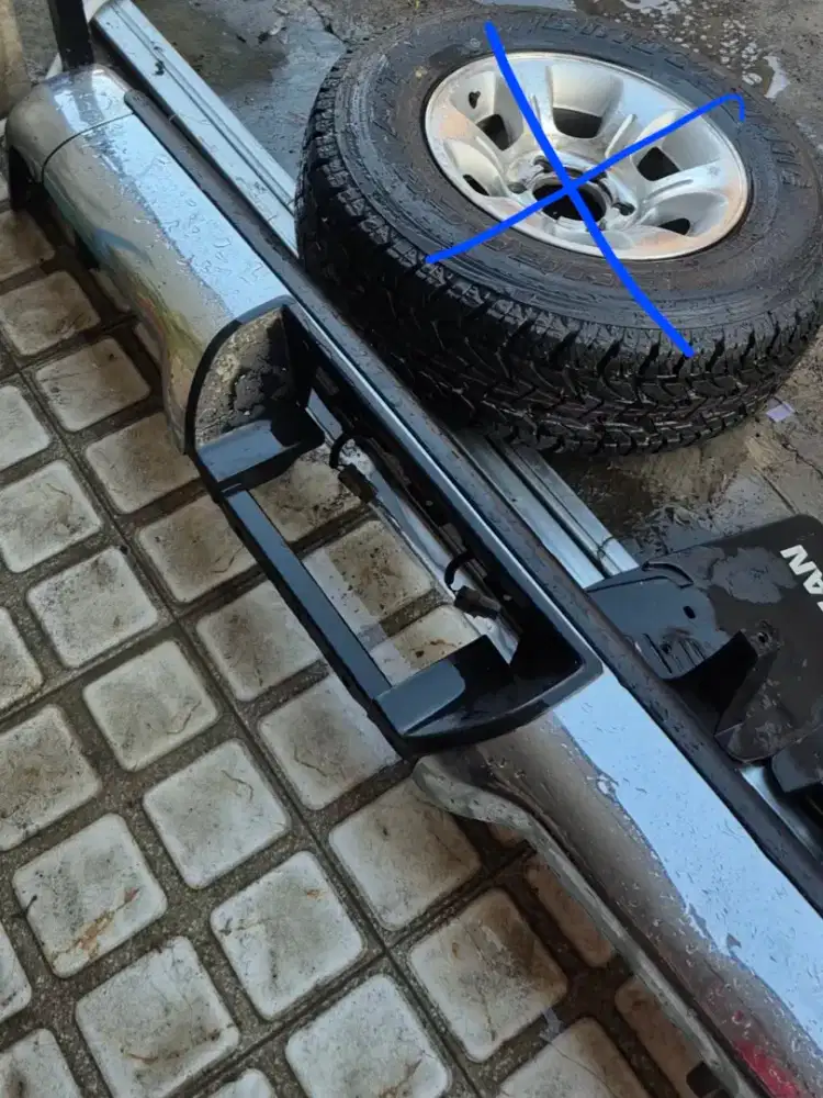 Bumper Belakang Nissan Terrano