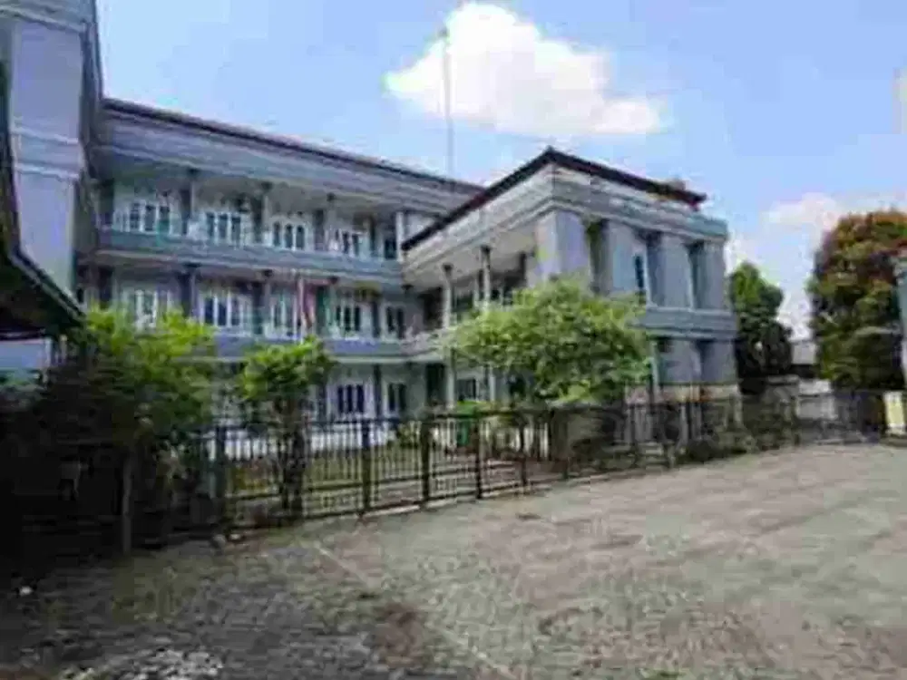 jual sewa ex gedung sekolah di jalan raya sultan agung Bekasi Barat