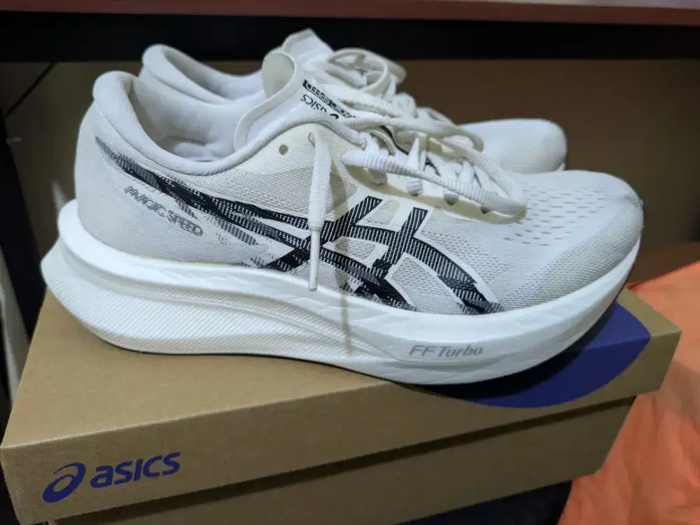 Asics Magic Speed 4 Women - size 40