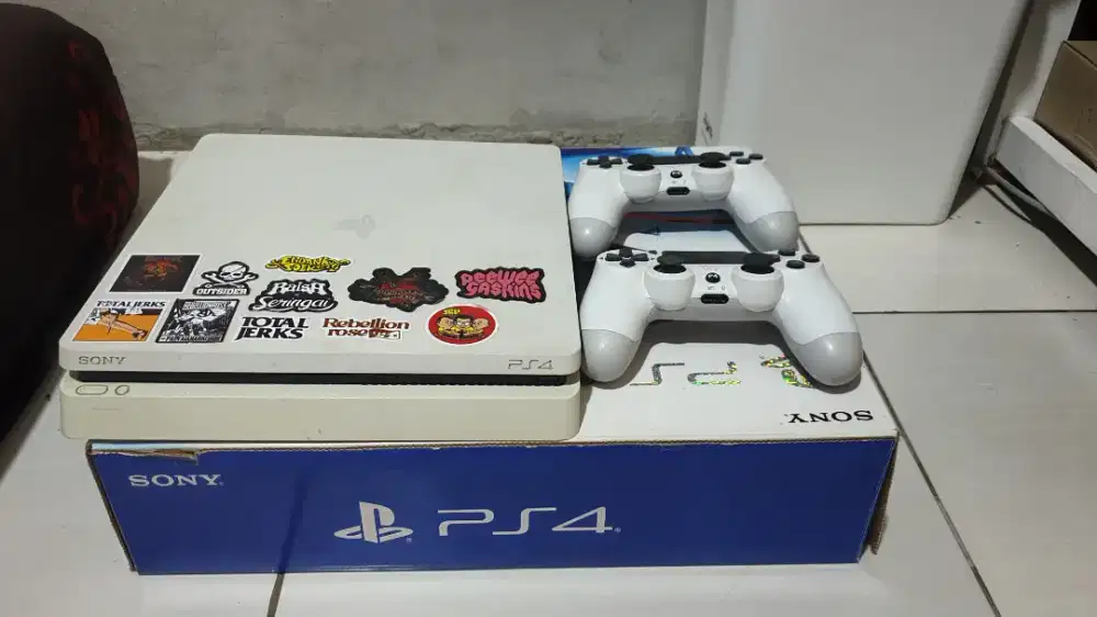 ps 4 slim 500gb original