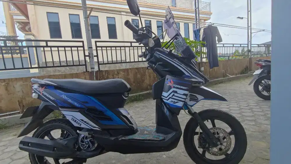 Motor Yamaha X-Ride