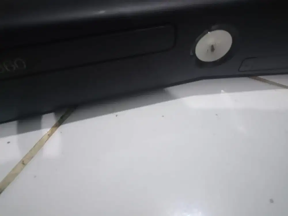 Xbox 360 slim, 2 hardisk total 500 GB