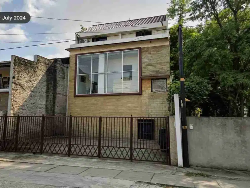 Rumah disewa,pinggir jalan raya