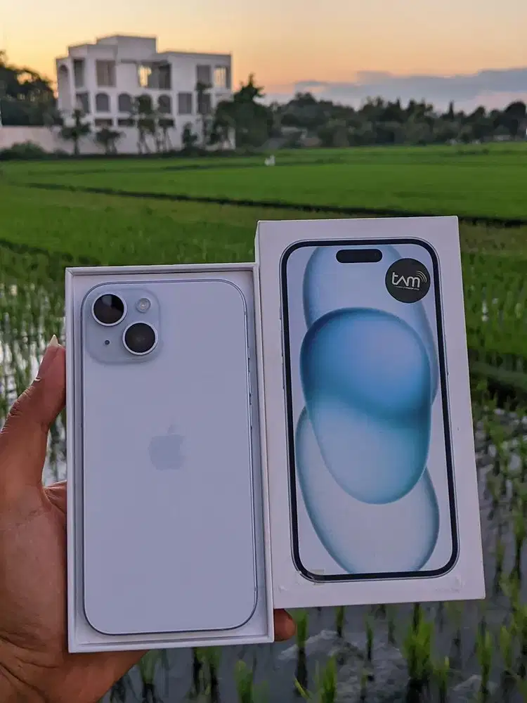 iPhone 15 128 GB iBox