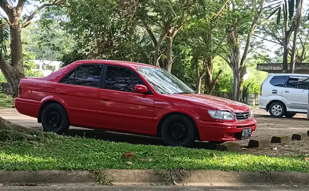 Toyota Soluna GLI Tahun 2000