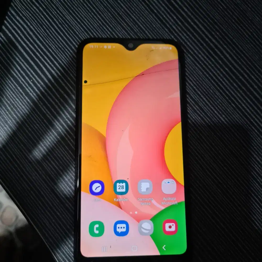 Samsung A01 minus retak sehelai normal