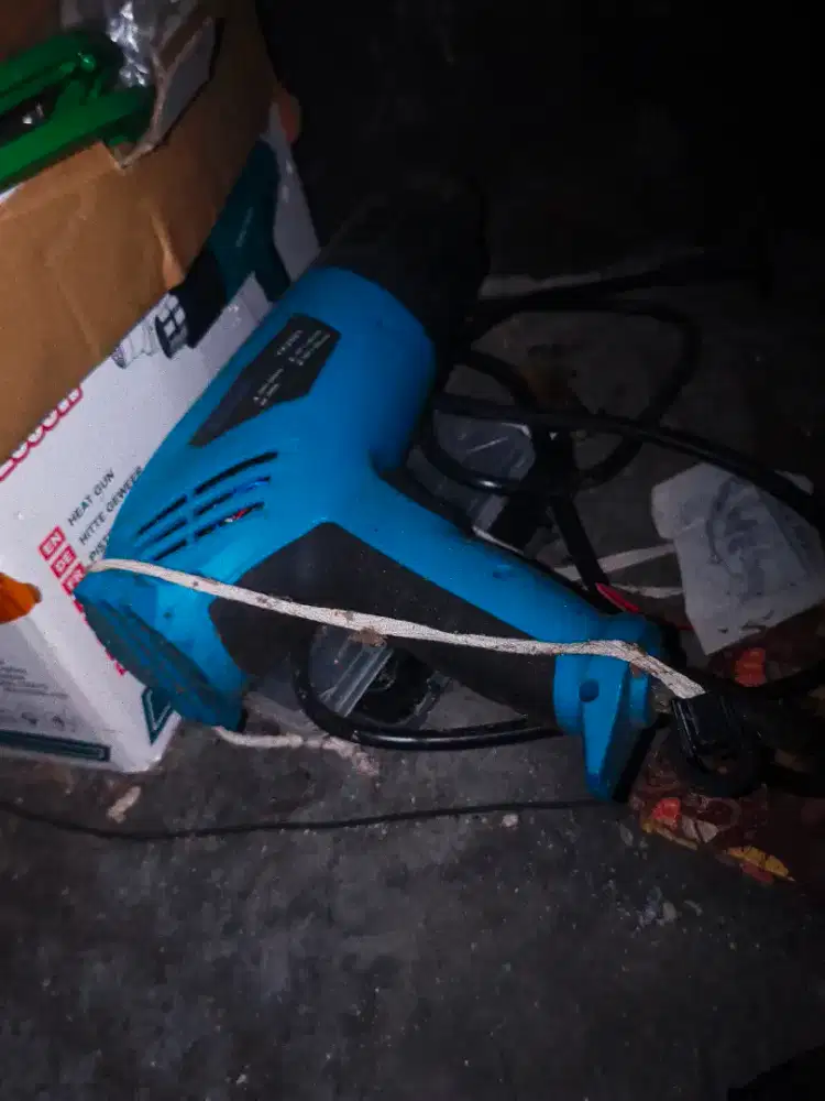 Pemanas untuk servise