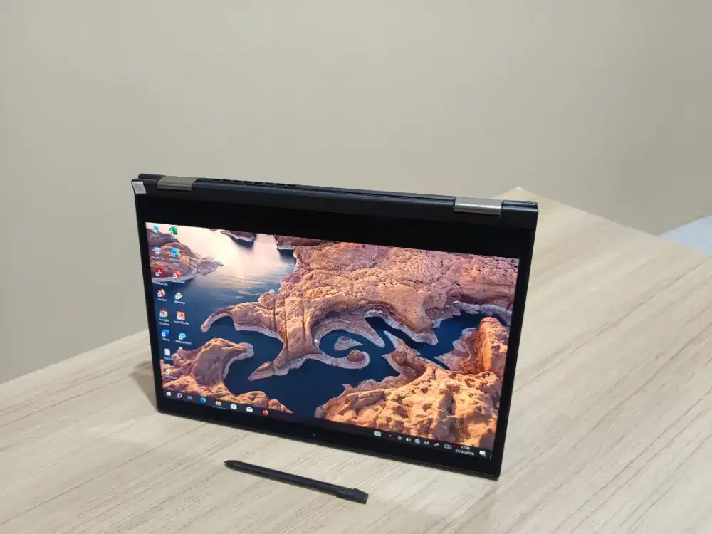Thinkpad Yoga X390 premium,touchscreen dan layar bs dilipat, mantaff