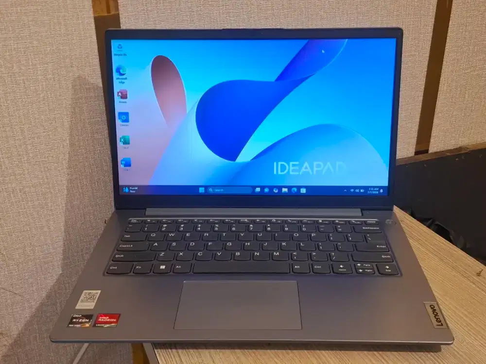 Laptop Lenovo Ideapad v14,Amd Ryzen 3 7320U,Ram 8/512 gb