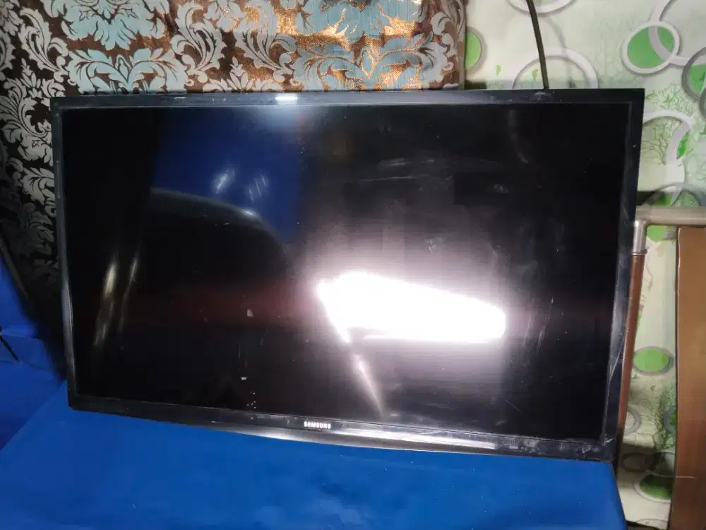 tv led samsung 32in
