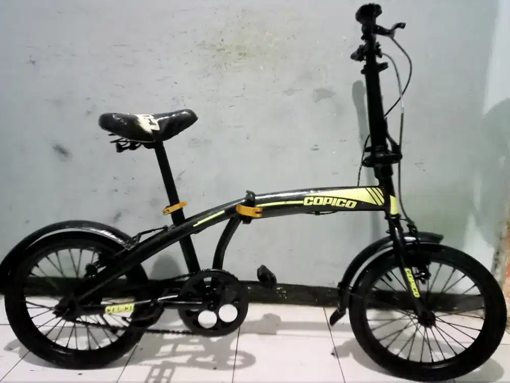 Dijual sepeda lipat merk COPICO ring 16 kondisi msih bgus normal semua