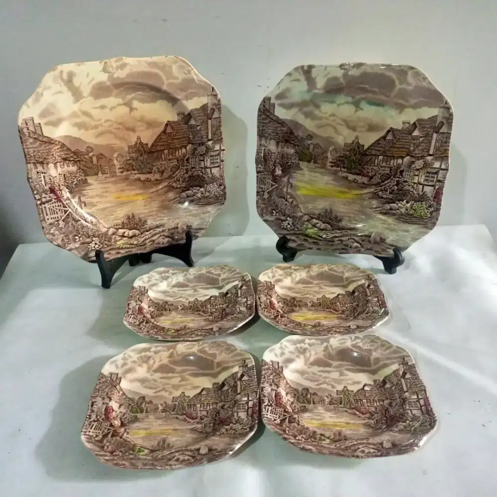 Johnson Bros Olde English Countryside • Piring Pajangan Vintage