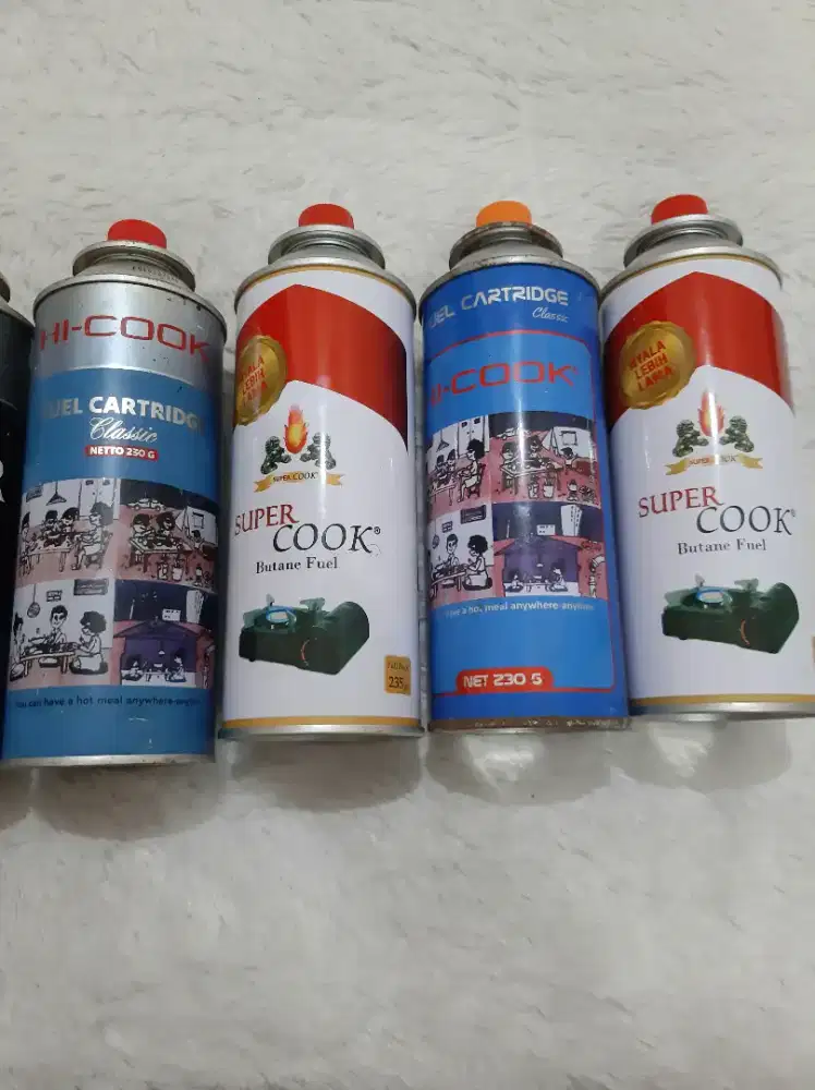 Kaleng gas portabel kosong