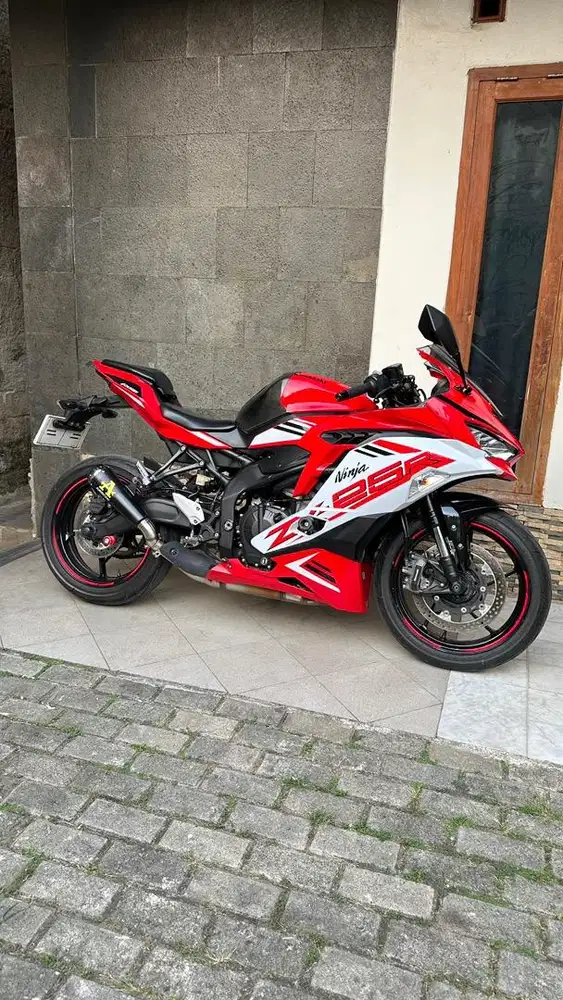 ZX25R ABS QS merah putih! Mulus istimewa! Full rawatan ZX NINJA